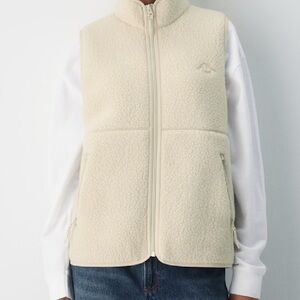 Aritzia Tna Polartec® Thermal Pro™ Mockneck Vest Size - Small